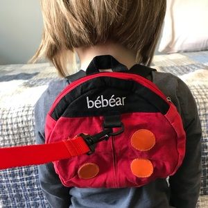 Toddler backpack / leash (yes I did)